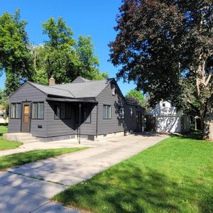 408 Mill St, Fox Lake, WI, 53933
