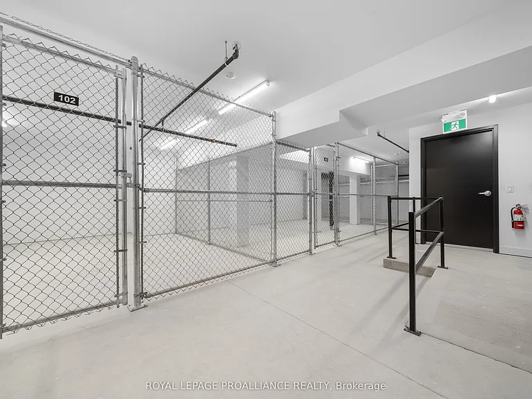 941 Charles Wilson Pkwy #201 — Photo 18
