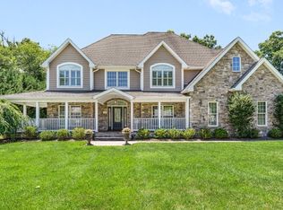 109 Overlook Ave, East Hanover, NJ 07936