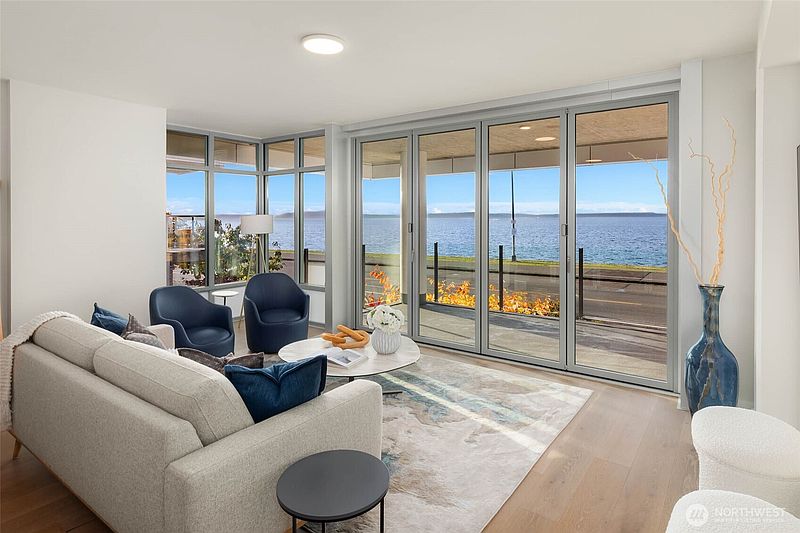 4th image of 1250 Alki Avenue SW #2A
