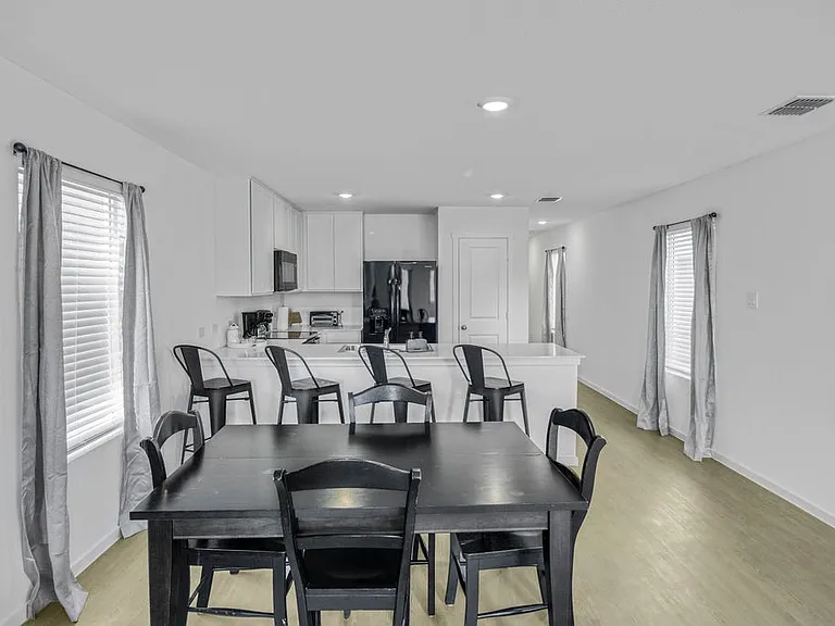 803 Sandhill Crane Ln — Photo 6