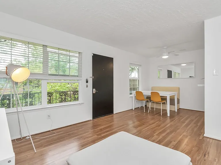 3224 Timmons Ln #136 — Photo 4