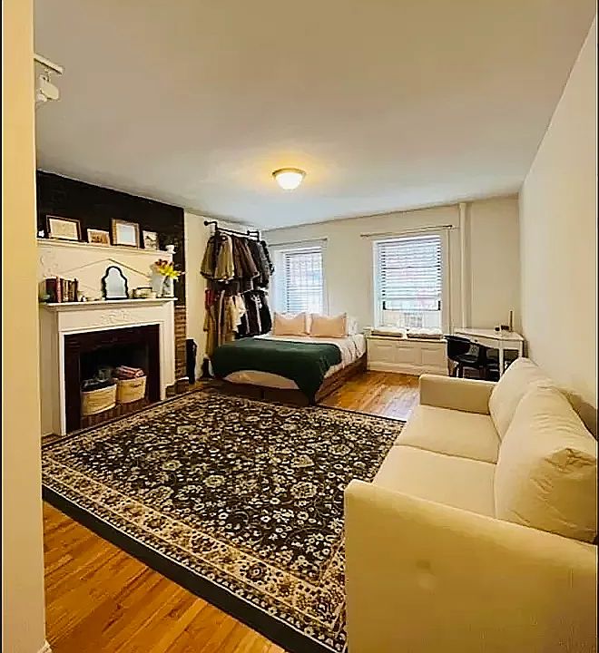 1st image of 165 W 76th St APT Gf