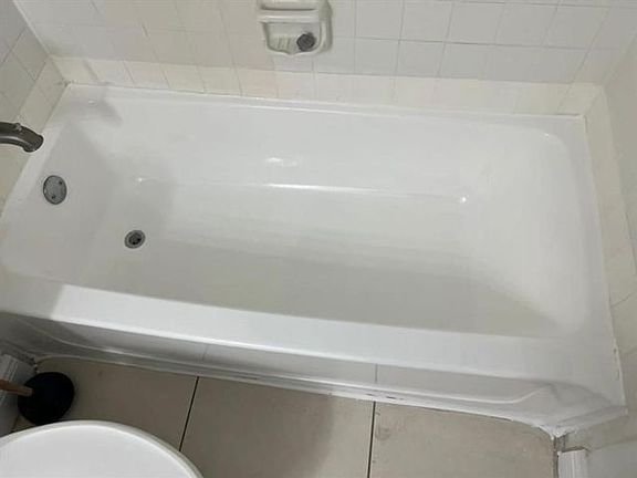4th image of 1241 SW 46th Ave #1