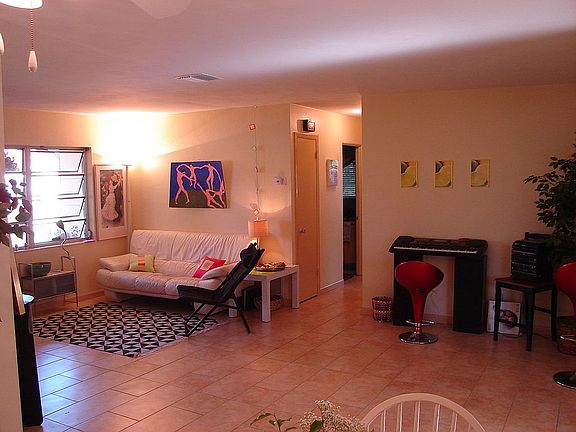 4th image of 6307 Nutmeg Ave