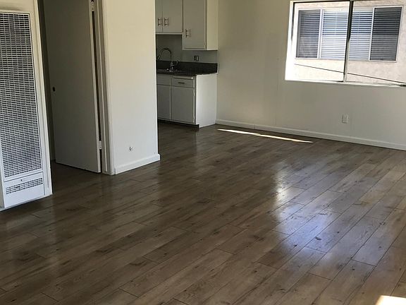 3rd image of 3738 Dufresne Ct