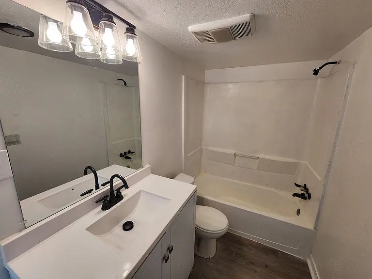 8206 Dogwood Trl — Photo 14