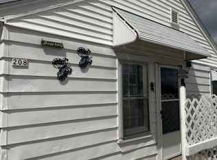 208 S Palmetto Ave ROOM 7, Marshfield, WI 54449