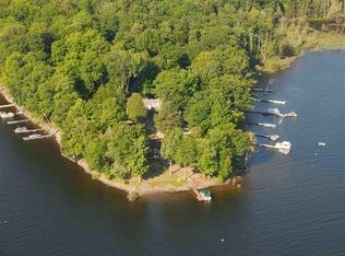 262 Mapleridge Rd, Gloversville, NY 12078