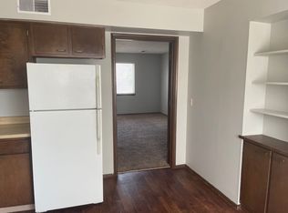 4621 N 56th St APT 9, Omaha, NE 68104
