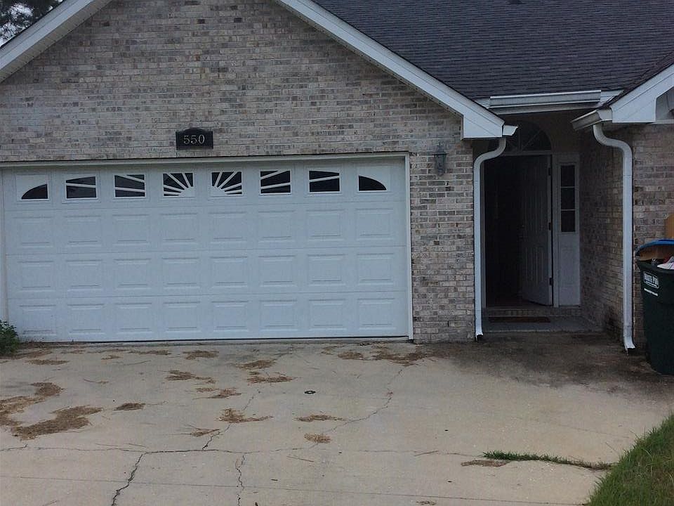 1st image of 550 Ponderosa Cir