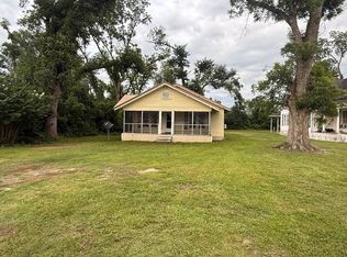 146 Wilson St, Hazlehurst, GA 31539