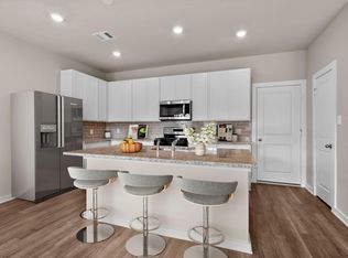 224 Magnolia Laurel Dr, Alvin, TX 77511