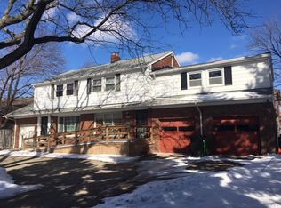 2131 S Belvoir Blvd, South Euclid, OH 44121
