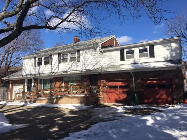 2131 S Belvoir Blvd, South Euclid, OH 44121