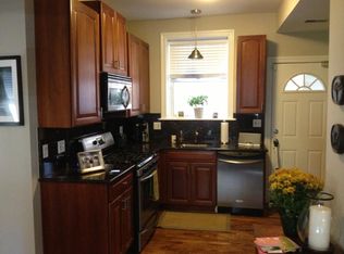 3751 W Byron St #1, Chicago, IL 60618