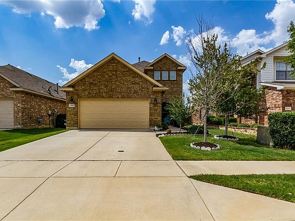 2nd image of 12113 Walden Wood Dr