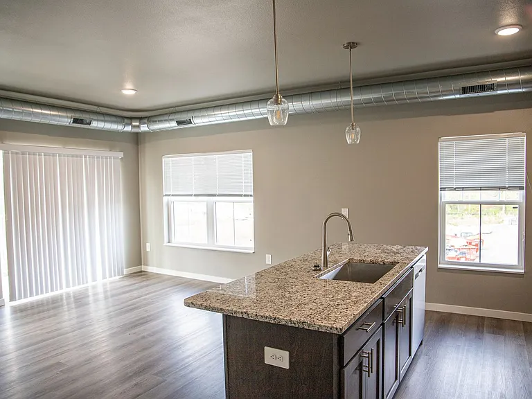 Kraewood Flats - Summer Rent Special through July 31 2026 — Photo 59