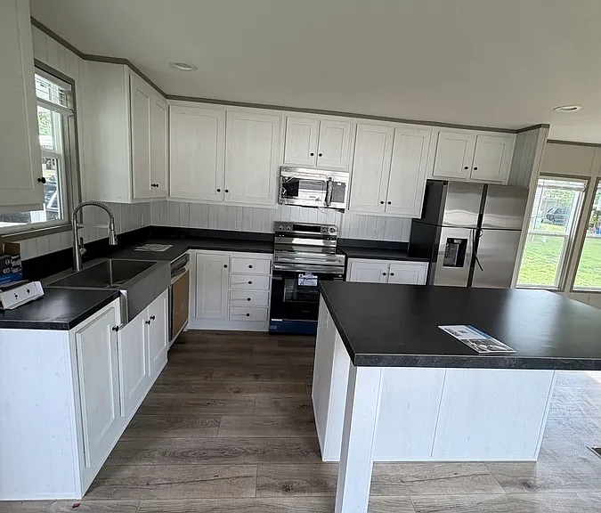 124 Strandberg Cir — Photo 18