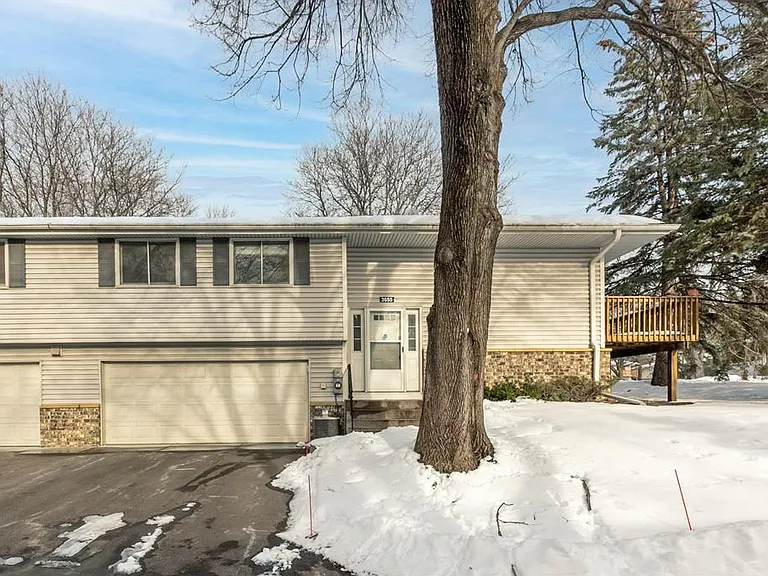 3655 Denmark Ave — Photo 1