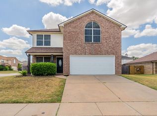 113 Centennial Pl, Crowley, TX 76036