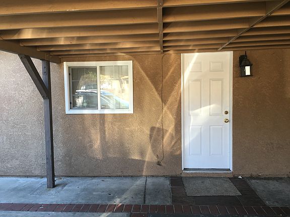 Private Entrance for Unit B