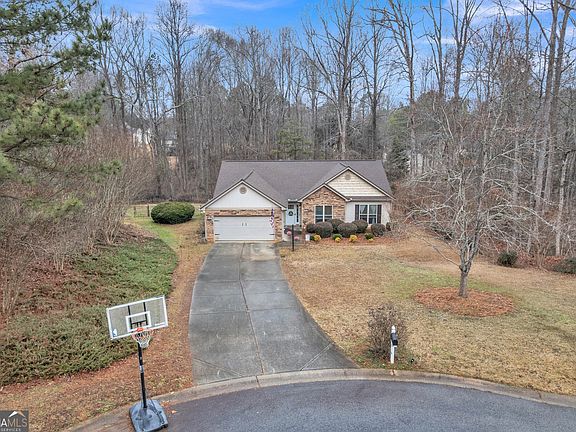 4th image of 1071 Covenant Ct