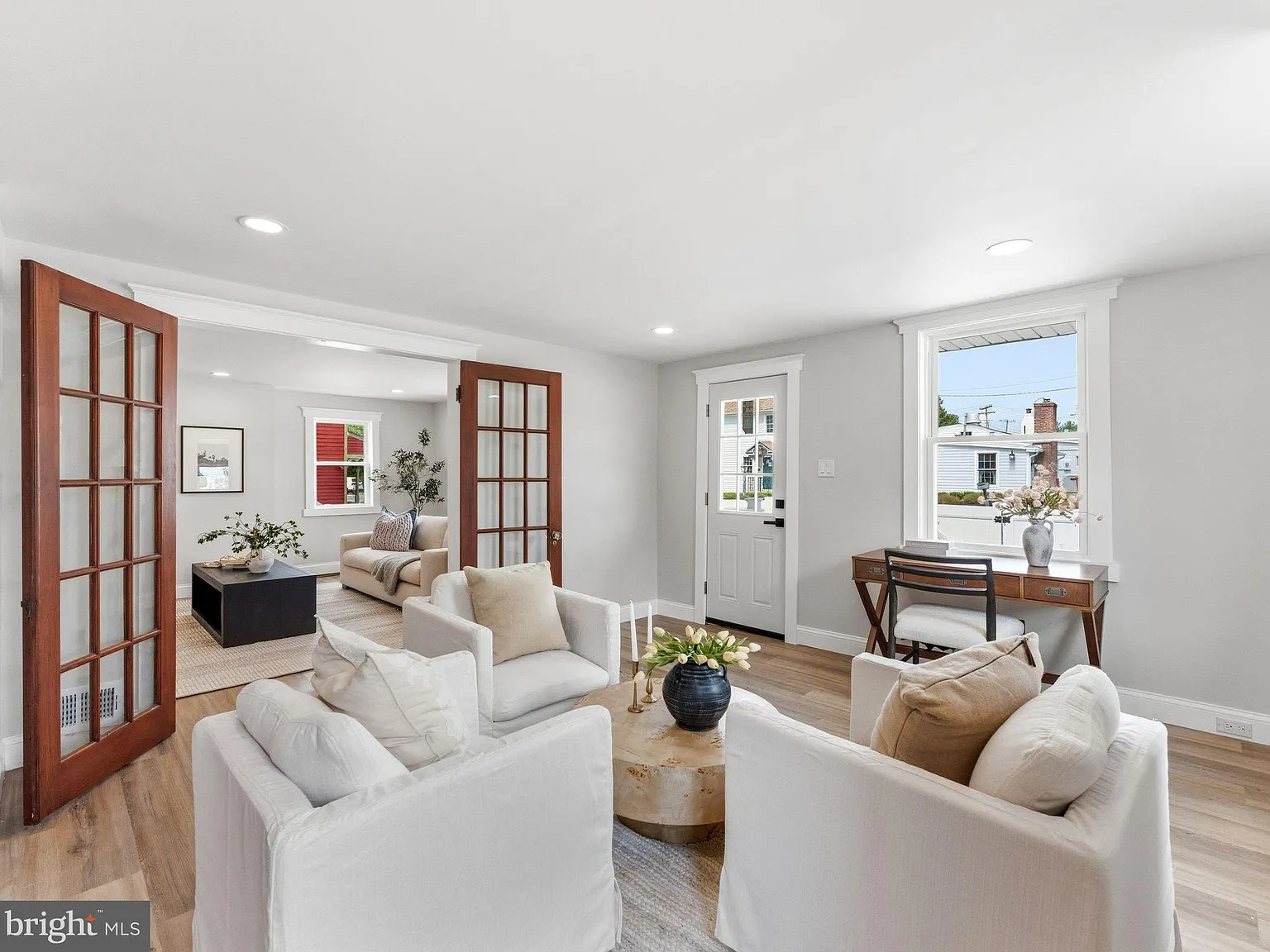 3 bed, 2.5 bath, 2448 sqft, $2,800 — Photo 4
