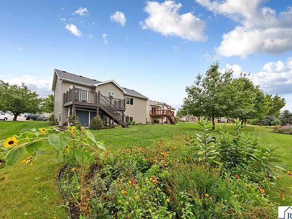 4th image of 104 Kingsmill Ct