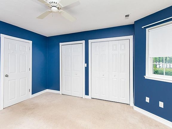 5th image of 122 Tall Oaks Dr Unit A