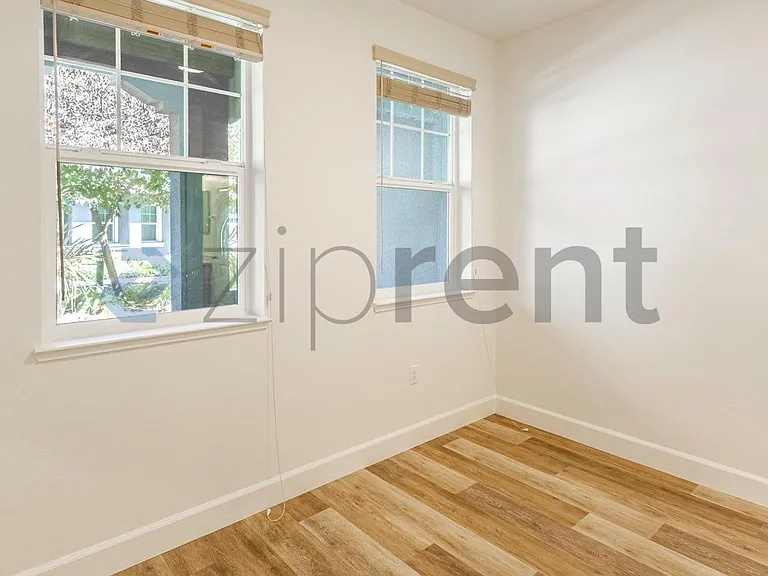 108 Ivory Palm Ter — Photo 4