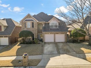 3018 Oak Cove Rd, Arlington, TX 76017