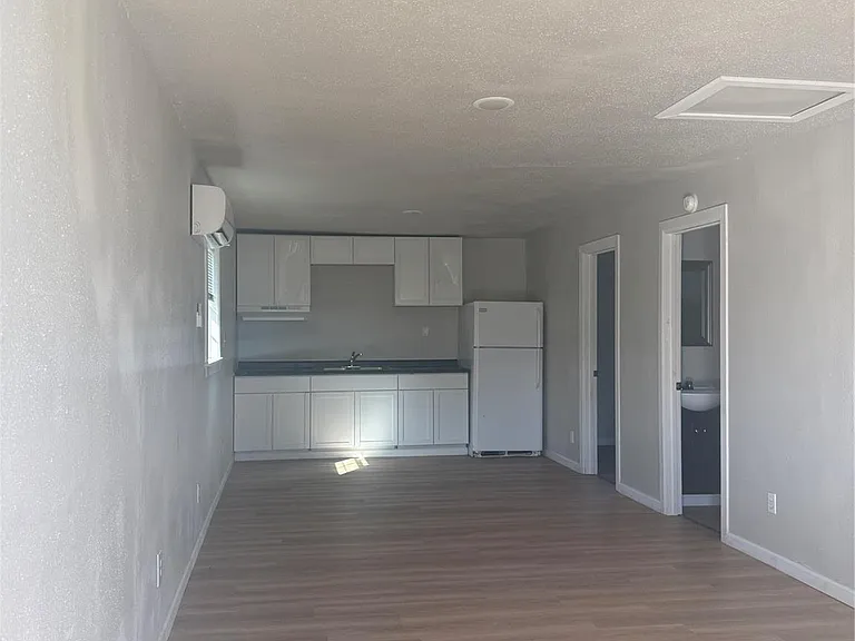 8510 Safeguard St #3 — Photo 2