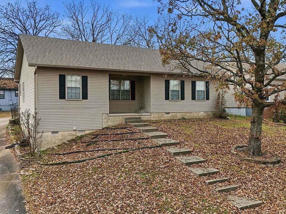 1st image of 127 Willow Grove Rd