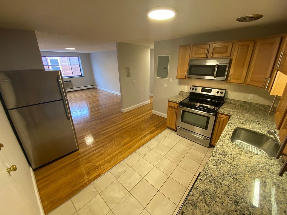 1st image of 230B Babcock St #4G