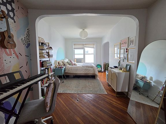 2nd image of 65 Waverly Ave #3