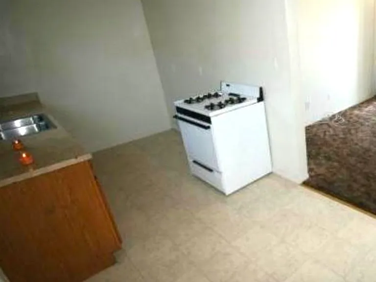 9145 Olive St #1 — Photo 4