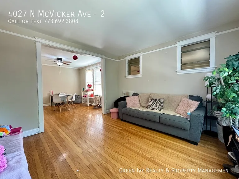 4027 N McVicker Ave #2 — Photo 4