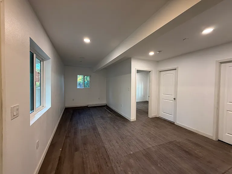 14273 Eastridge Dr — Photo 19