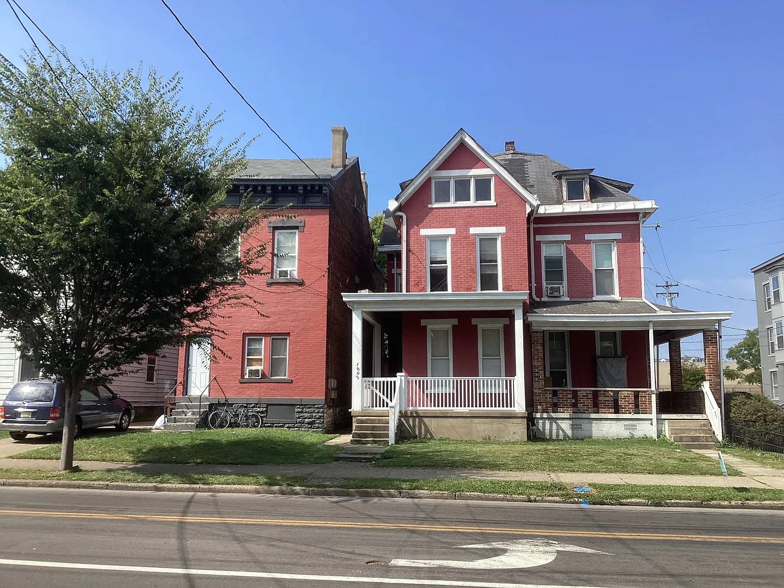 3 bed, 1.5 bath, $1,500 — Photo 1