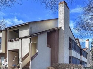7345 Winery Ln #907, Charlotte, NC 28227