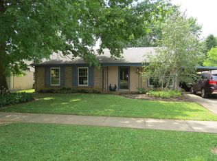 1824 Cimmaron Trl, Louisville, KY 40223