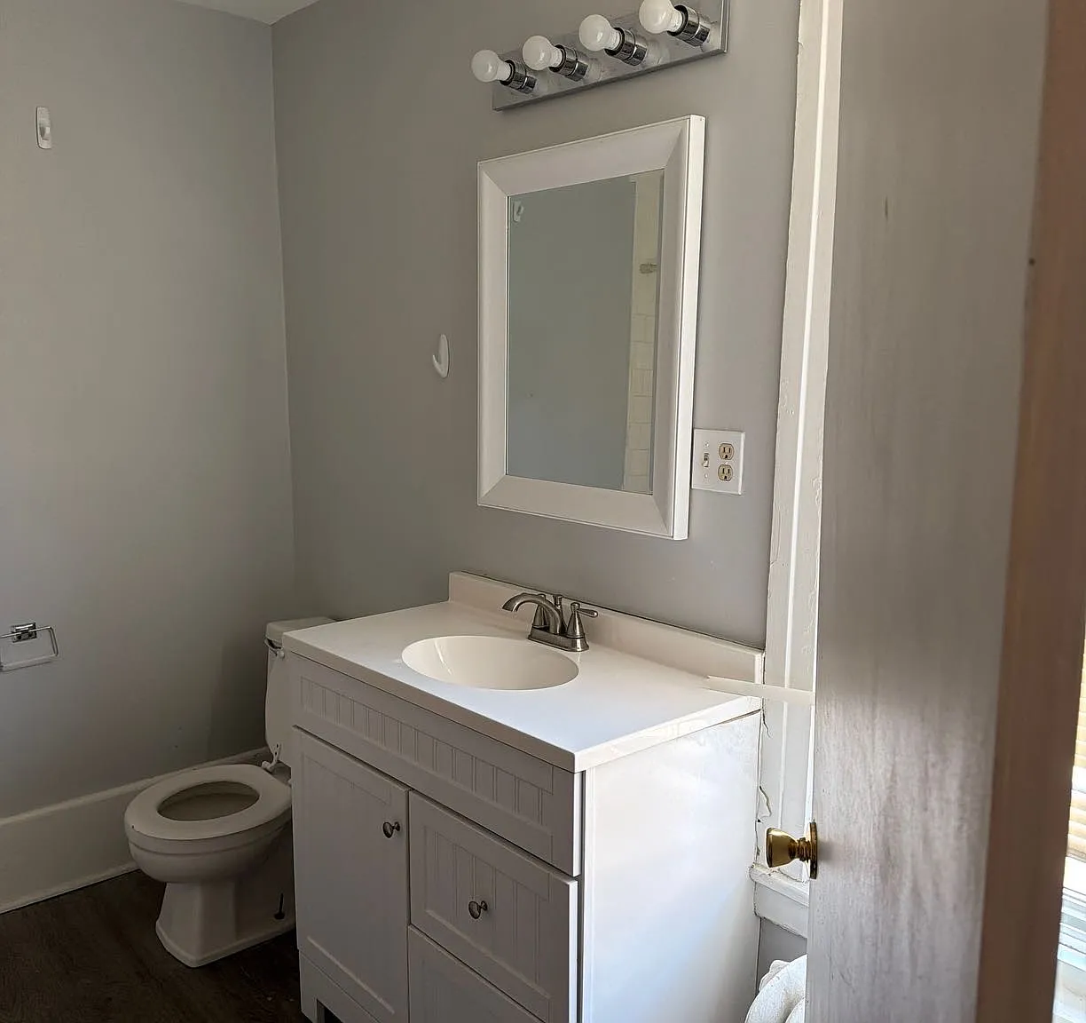 3 bed, 2371 sqft, $1,300 — Photo 3
