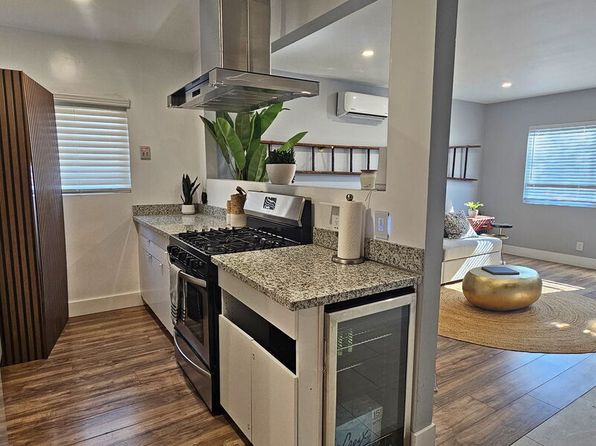 santa-clarita-california-20207569 picture