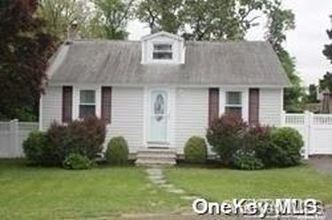 94 Inwood Avenue, Selden, NY, 11784