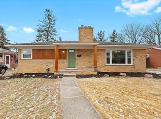 33475 Michele St, Livonia, MI 48150