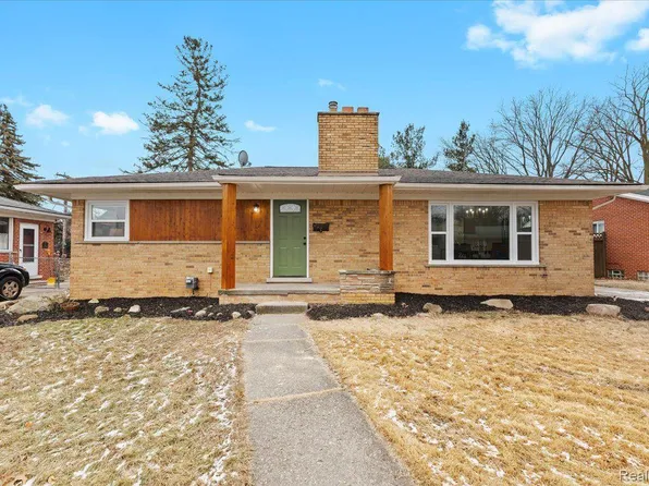 33475 Michele St, Livonia, MI 48150