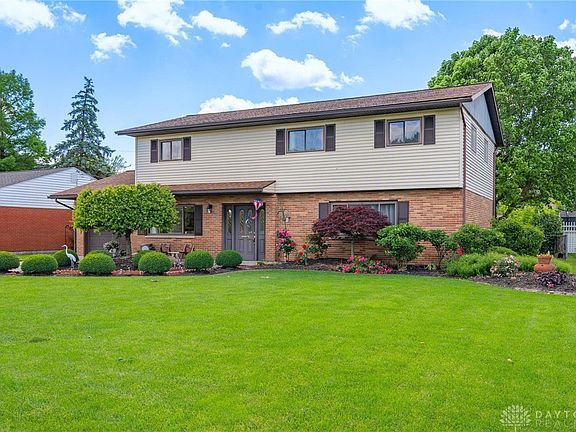2nd image of 774 Kathryn Dr