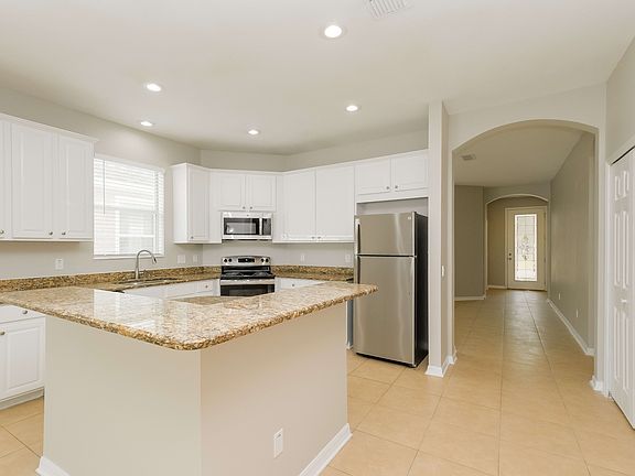 5th image of 11512 Balintore Dr