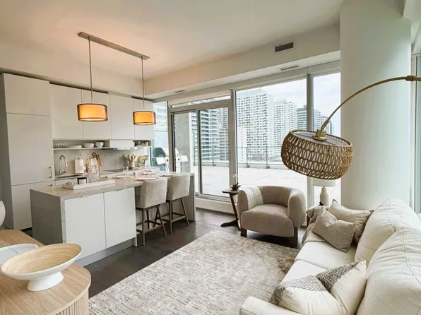 5 Soudan Ave, Toronto, ON